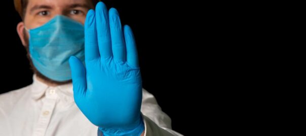 медицинские перчатки